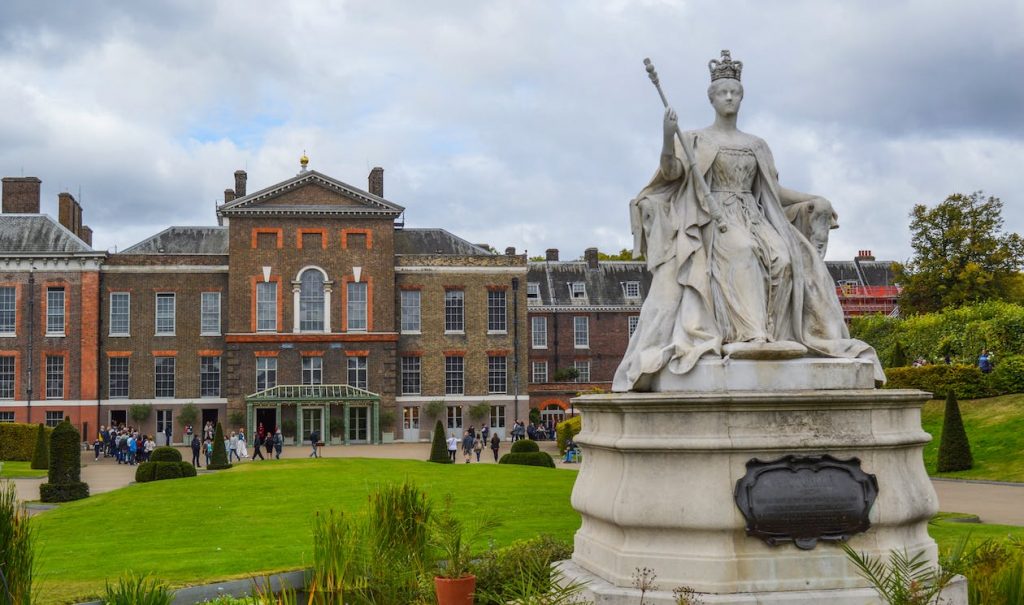 Kensington gardens and palace